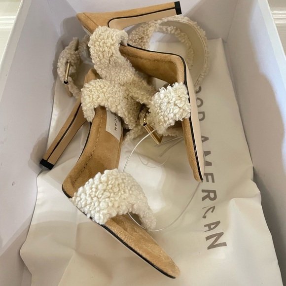 GOOD AMERICAN Faux Shearling Ankle Strap Sandals - Picture 10 of 15